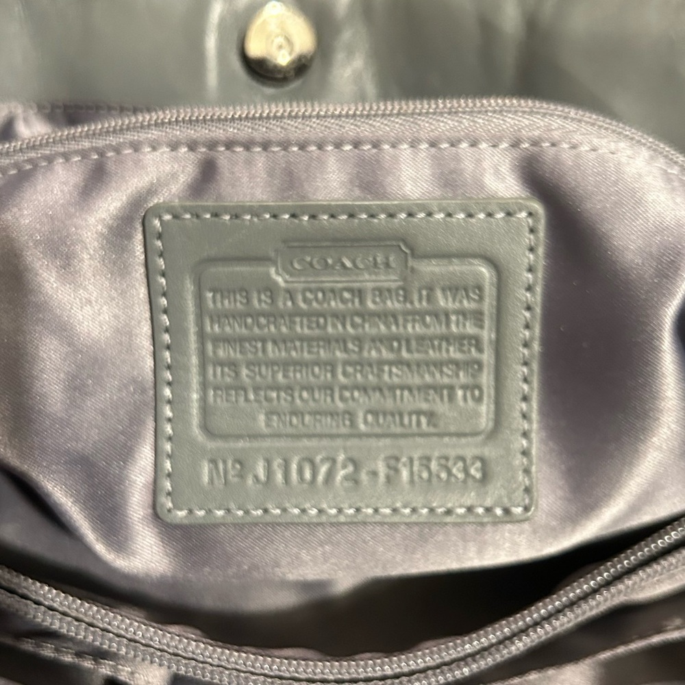 Coach Brooke Silver Light Gray Jacquard SatchelHandbag Gray Patent Leather VGC - Picture 6 of 8